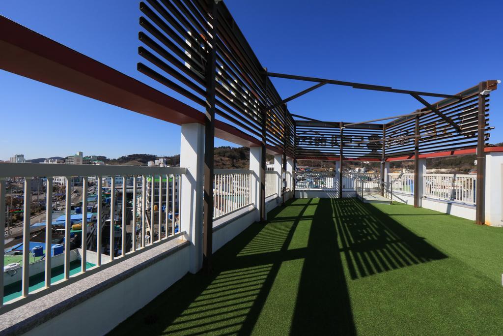 Dorcas Tourist Hostel Tongyeong Zewnętrze zdjęcie